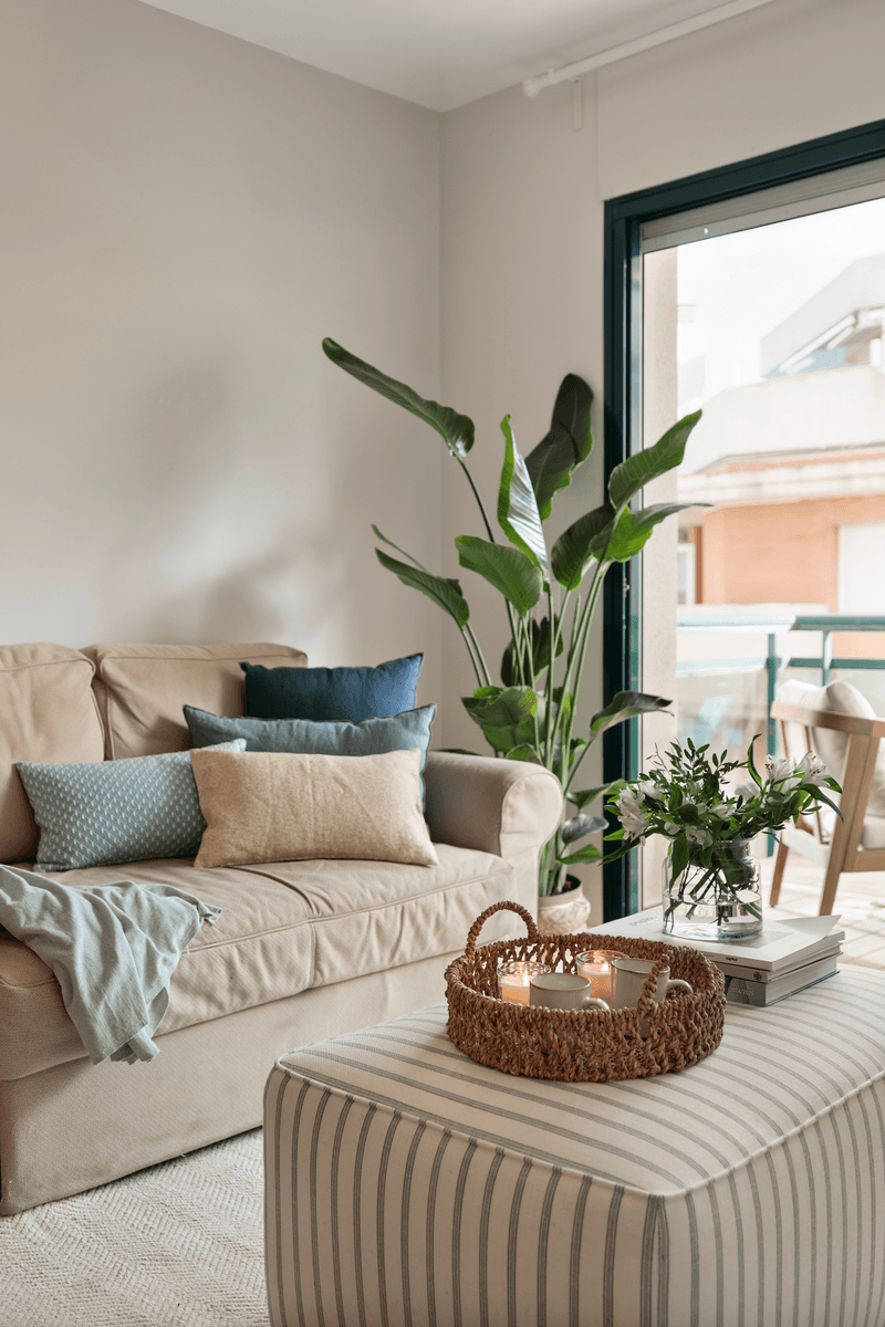 Robert Gerhard - Interior View 7